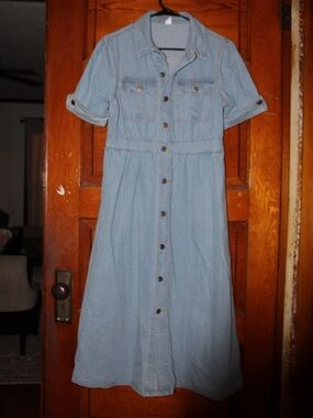 Light Blue Denim Button-Front Midi Dress